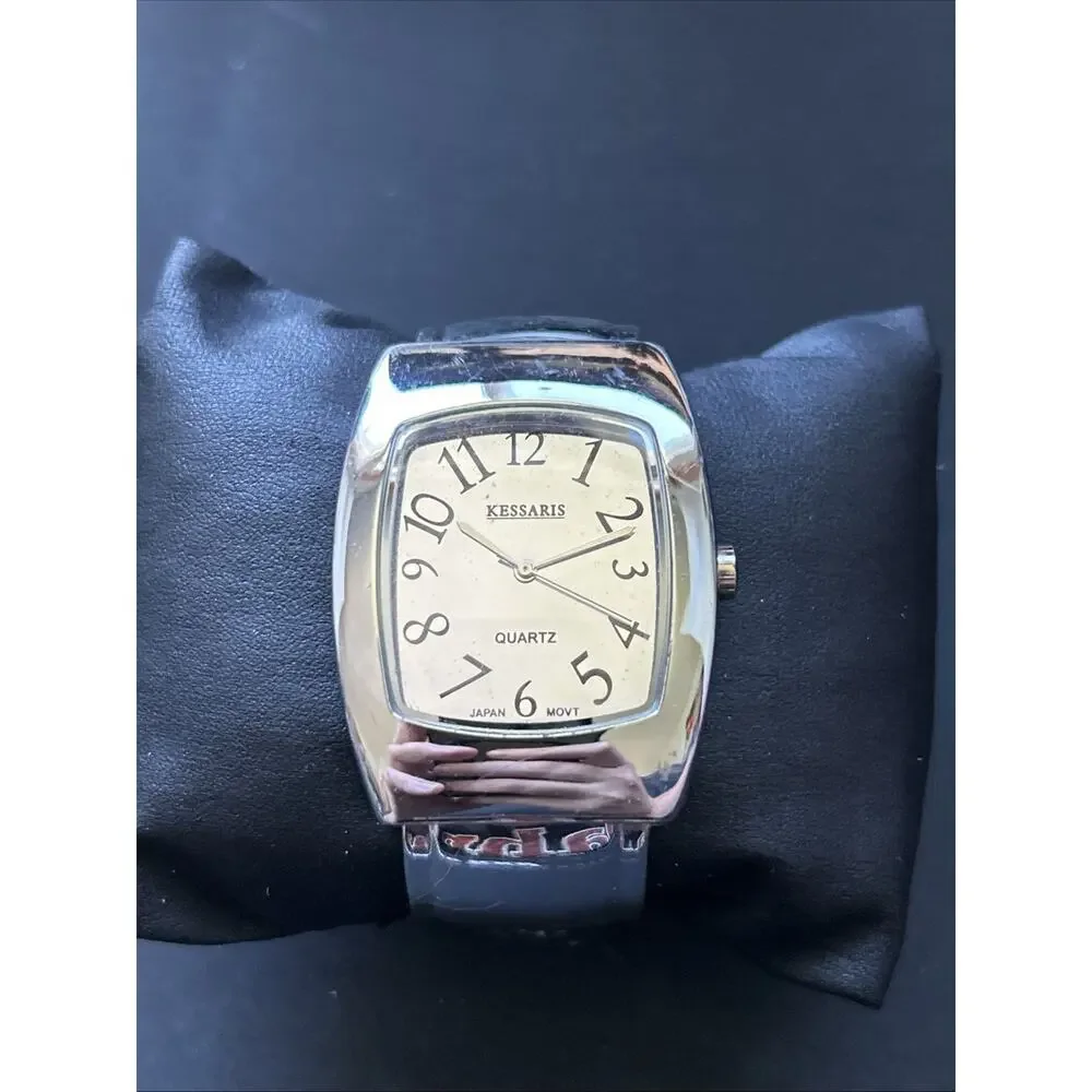 Kessaris silver tone
